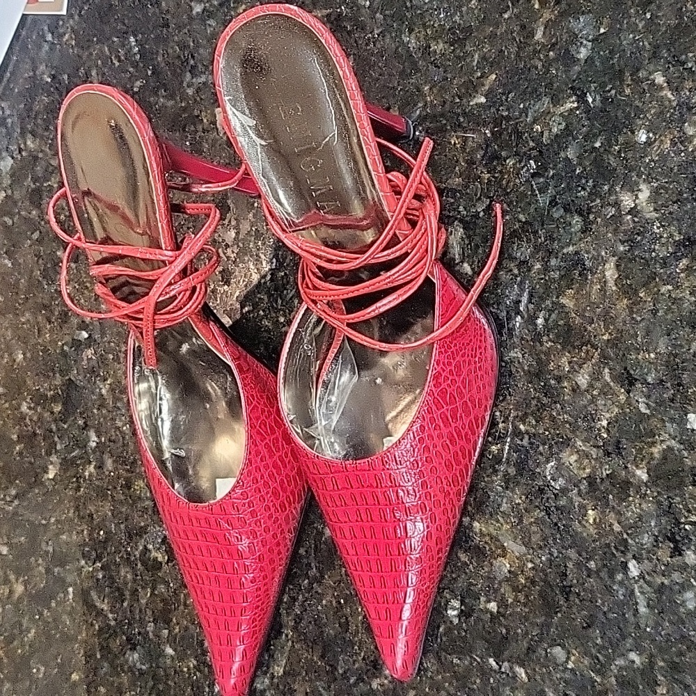 Enigma High Heels, Sz 9, Red, Snakeskin Look, Pointed Toe, Ankle Strap